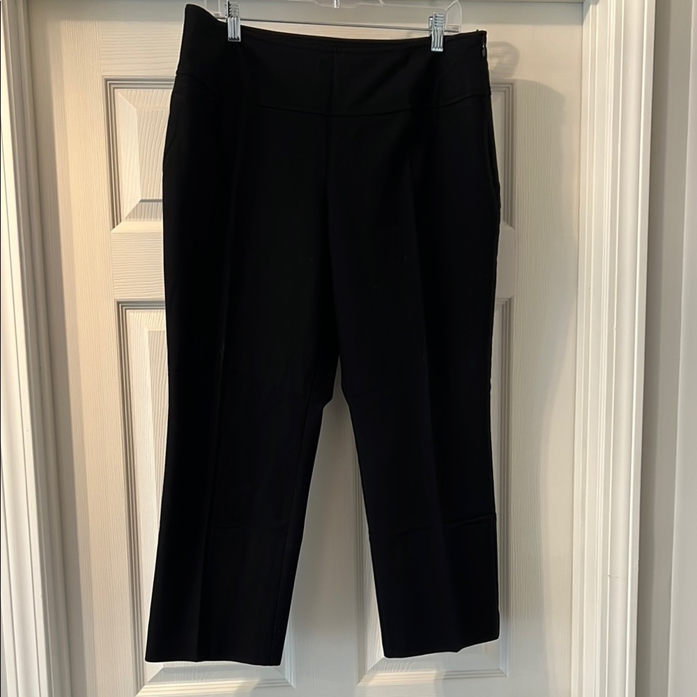 Worthington Black Cropped Ankle Pants